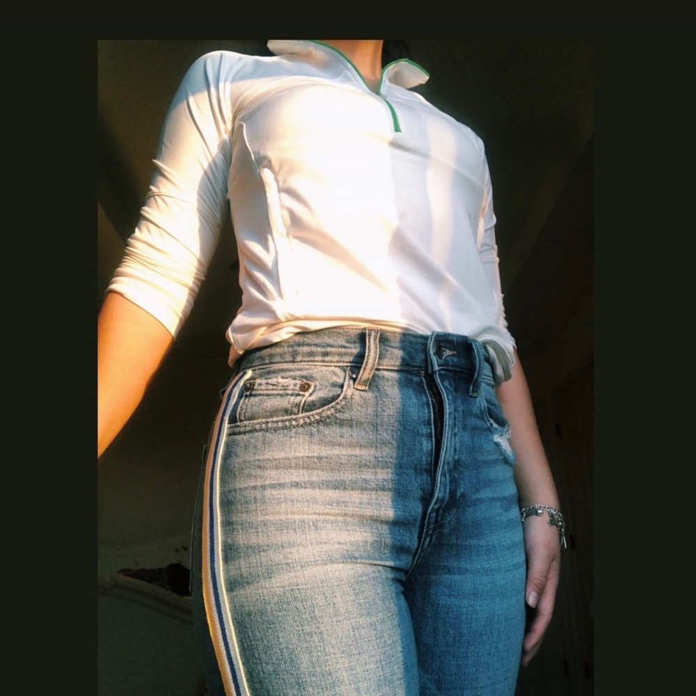 Cute jeans with side stripes